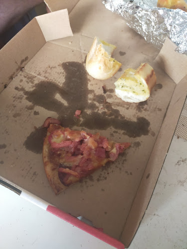 Kanwal Pizza & Pasta - Hospitality and gastronomy