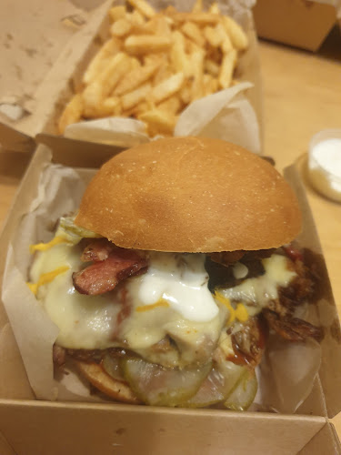 Digging for Fire BBQ Kitchen - Hospitality and gastronomy