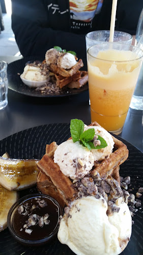 7 Burbury Cl, Barton ACT 2600