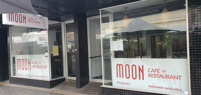 Comentarii opinii despre Moon Cafe and Restaurant