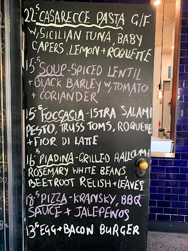 Opinii despre Parkville Store. în Parkville - Hospitality and gastronomy