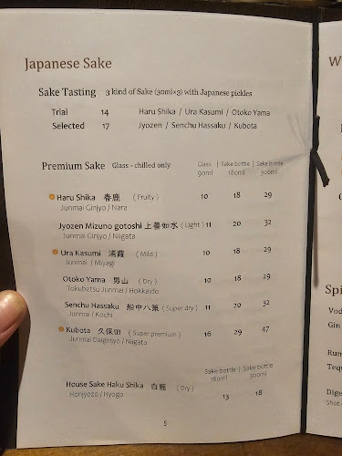 Bistro Lamp (Japanese Fusion+Bar) - Hospitality and gastronomy