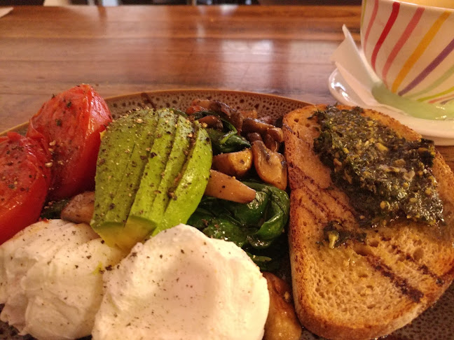 Comentarii opinii despre Inland Cafe