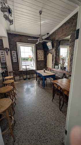 Comentarii opinii despre ELEPHANT BRIDGE HOTEL