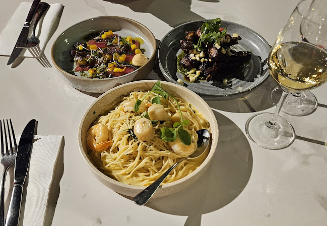 Left Bank Melbourne Restaurant & Cocktail Bar - Hospitality and gastronomy