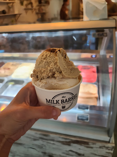 The Milk Barrel - Hillarys