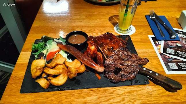 Bracken Ridge Tavern - Hospitality and gastronomy