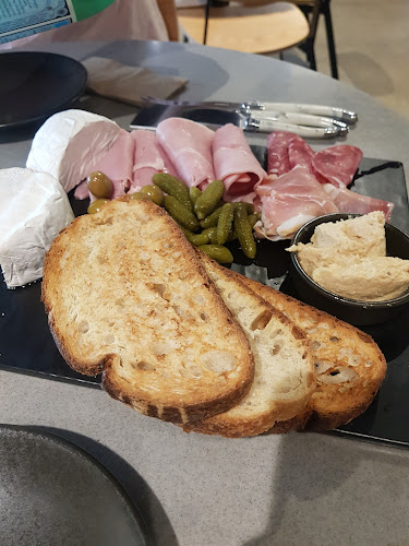 Comentarii opinii despre Providore On Hastings