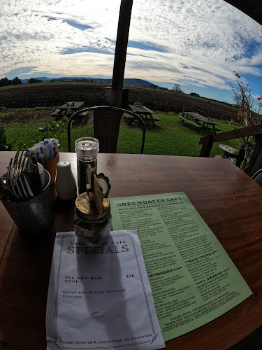 Comentarii opinii despre Greendale's Cafe