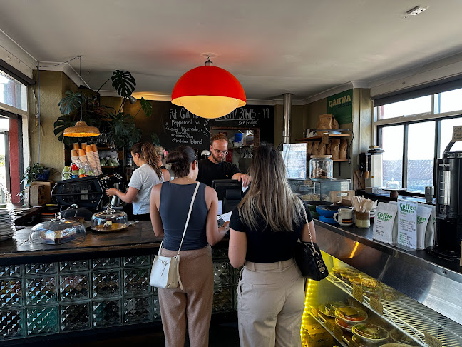 Opinii despre Qahwa Coffee Roasters and Espresso Bar în Victor Harbor - Hospitality and gastronomy