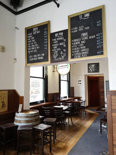 Insignia on Flinders Bar