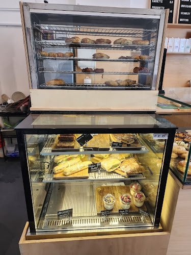 dear Delta - Wollongong