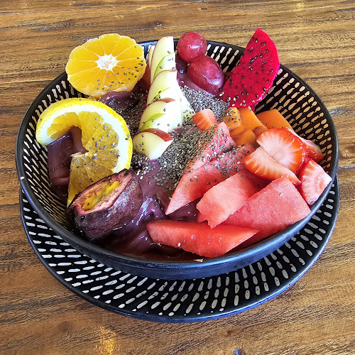 2/2 Sunlight Dr, Burleigh Waters QLD 4220