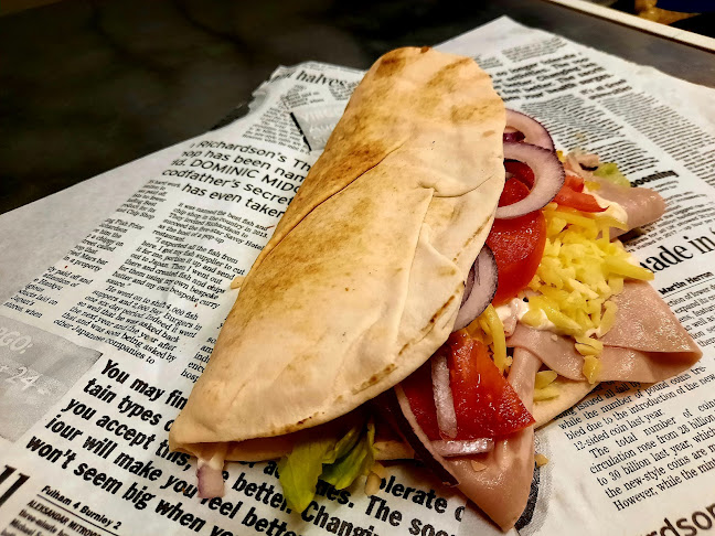 Comentarii opinii despre Three Musketeers Mooloolaba