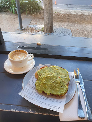 Cups on Melbourne - Hospitality and gastronomy