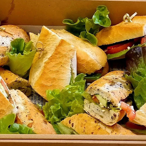 Comentarii opinii despre The Olive Tree Café