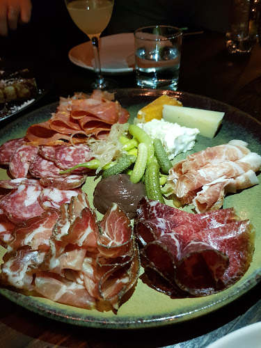 Opinii despre Mjølner în Melbourne - Hospitality and gastronomy