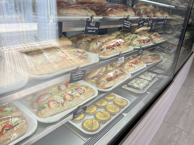 Comentarii opinii despre Heats Bakery