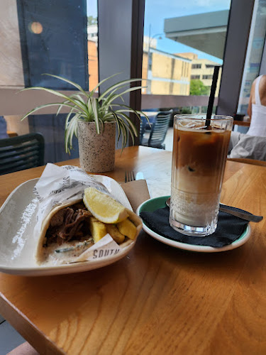 Comentarii opinii despre South End Social