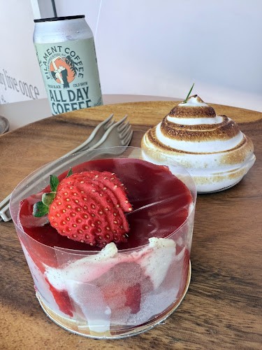 Opinii despre W.H.I.P Patisserie în Perth - Hospitality and gastronomy