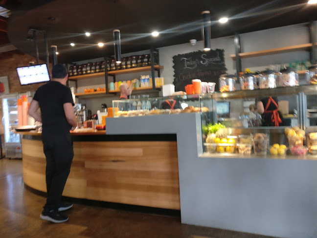 Alfa. Seddon - Melbourne