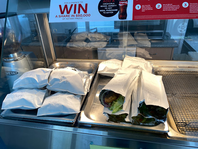 Opinii despre Orange Cafe Pomona (Hinterland Fish ‘N’ Fresh) în Brisbane - Hospitality and gastronomy