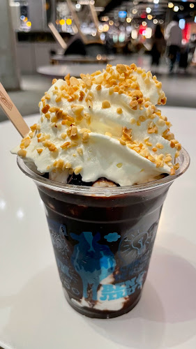 Ben & Jerry's - Hospitality and gastronomy