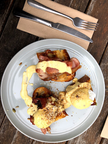 28 Bank St, Port Fairy VIC 3284