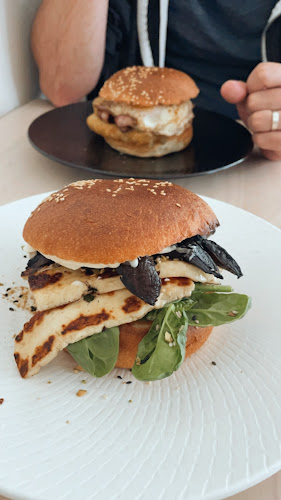 Comentarii opinii despre Dandy Lane Cafe