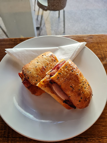 The Deli Co - Catering & Cafe - Hospitality and gastronomy