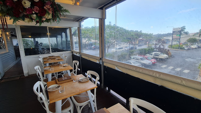 Comentarii opinii despre Dee Den Restaurant