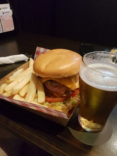 839 Ruthven St, Kearneys Spring QLD 4350