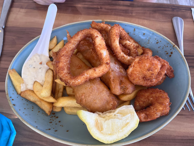 WatersEdge Seafood Restaurant - The Entrance