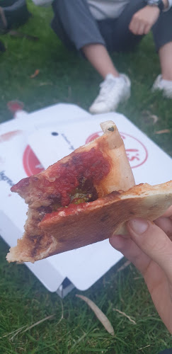 Opinii despre Sal's Authentic New York Pizza - Exhibition Street în Melbourne - Hospitality and gastronomy