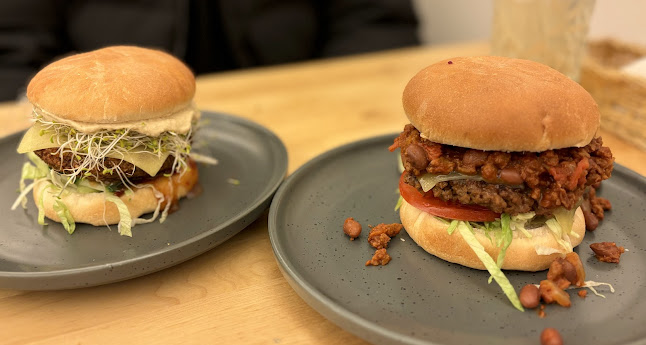 Adelaide Arcade, Shop 150, Level one, 111/117 Rundle Mall, Adelaide SA 5000