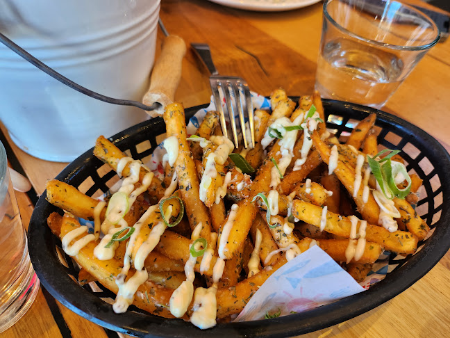 1001 Doncaster Rd, Doncaster East VIC 3109