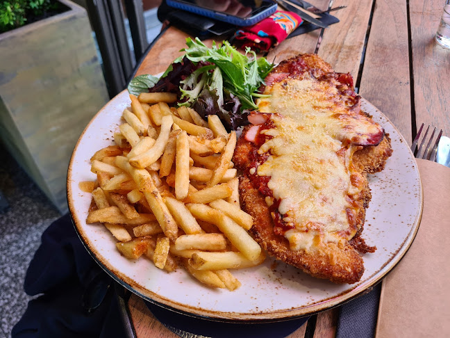 The Duke of Wellington - Hospitality and gastronomy