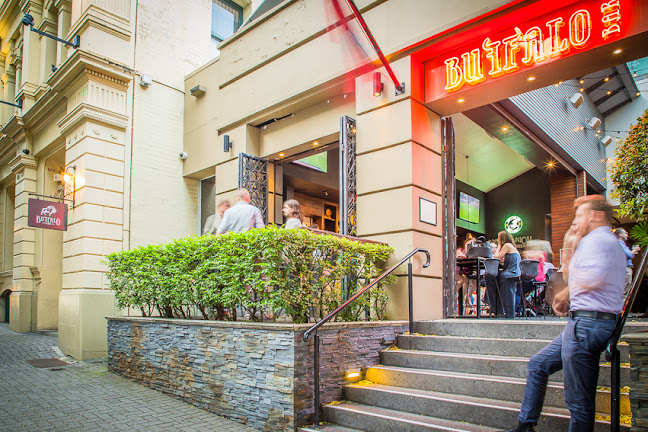 Buffalo Bar