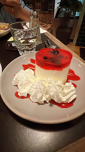 Gosnells Hotel - Perth