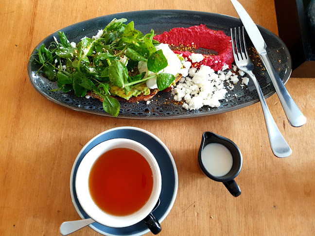 240-242 Pakington St, Geelong West VIC 3218