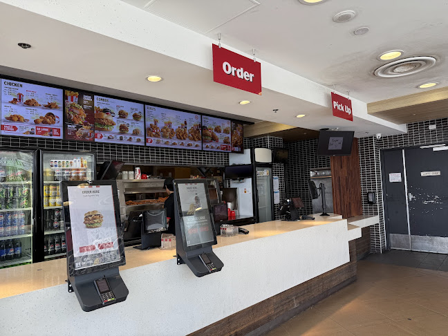 KFC Surfers Paradise - Hospitality and gastronomy