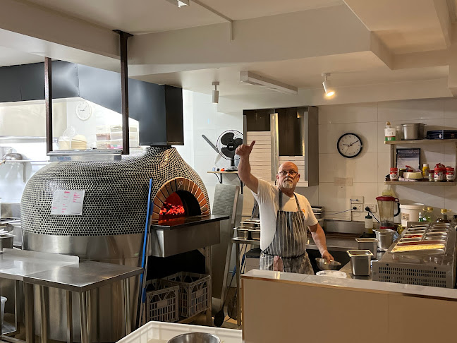 Opinii despre Enzo Woodfired în Port Macquarie - Hospitality and gastronomy