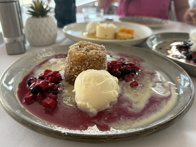 Comentarii opinii despre River Cafe