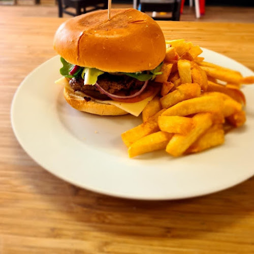 High Tide Restaurant and Takeaway - Somerset