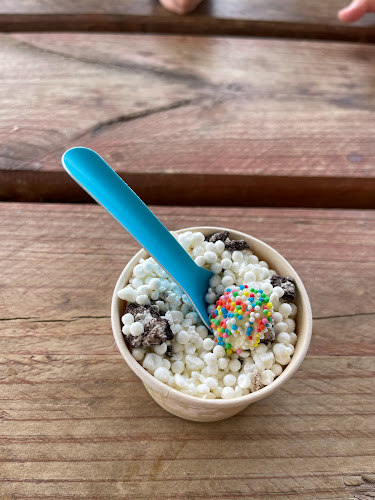 Comentarii opinii despre Spot 4 Icecream