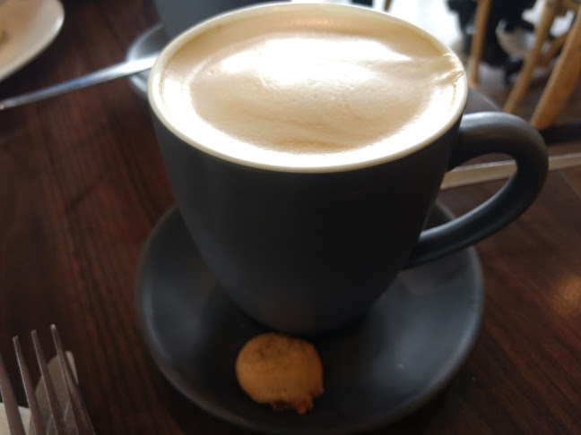 Comentarii opinii despre Jamaica Blue The Ridge Shopping Centre