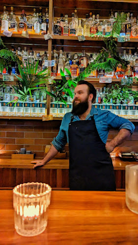 Comentarii opinii despre Frog's Hollow Saloon