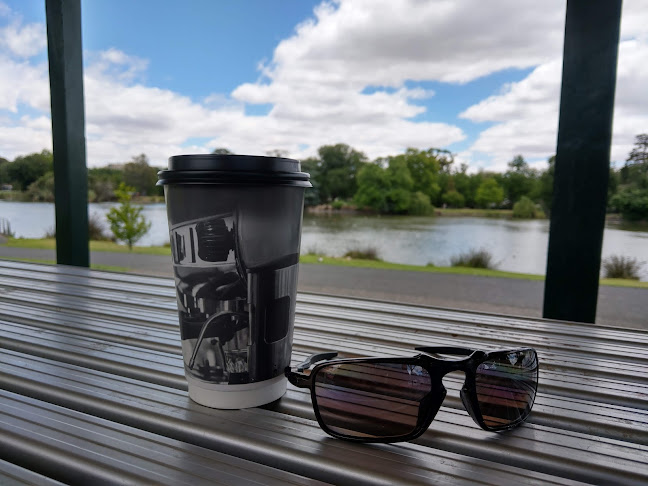 Coffee Man at Lake Weeroona - Hospitality and gastronomy