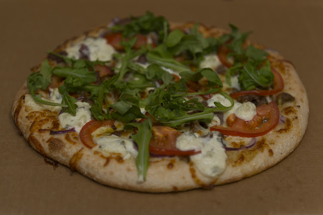 Maloney's Pizza Pakenham - Hospitality and gastronomy