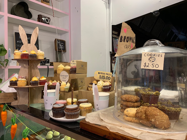 Comentarii opinii despre Little Cupcakes